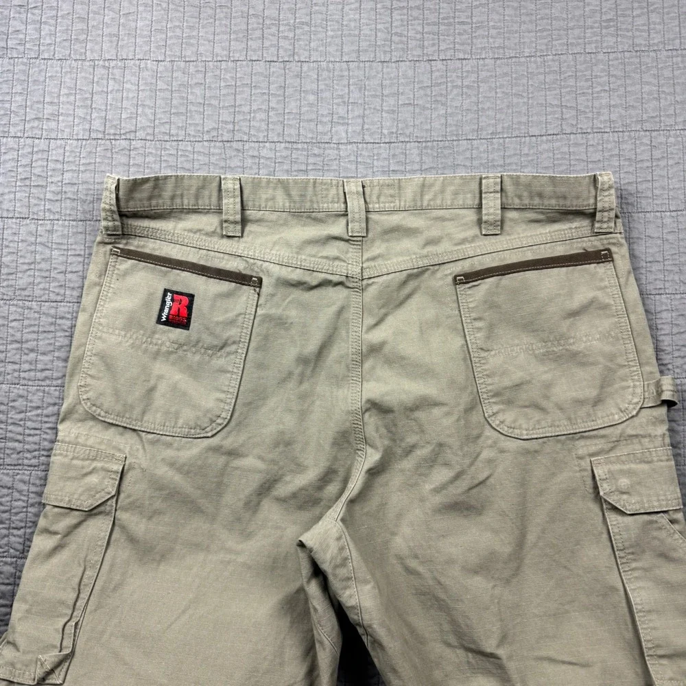 Wrangler Riggs Workwear Mens 42x30 Tan Ripstop Cargo Pants Double Knee Utility